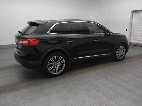 Used 2016 Lincoln MKX Reserve w/ Technology Package FWD image 10