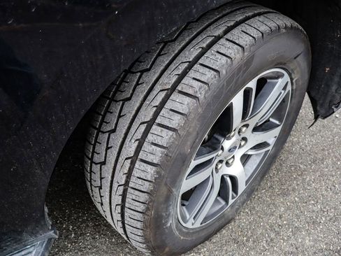 Used 2024 Ford Expedition Limited image 44