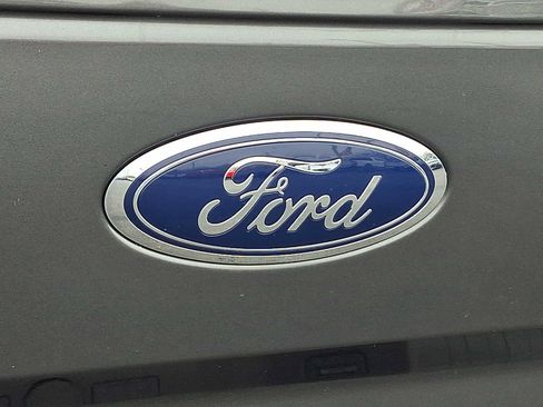 Certified 2017 Ford F150 XLT image 27