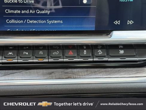 Used 2023 Chevrolet Silverado 1500 LTZ w/ LTZ Convenience Package II AWD/4WD image 23