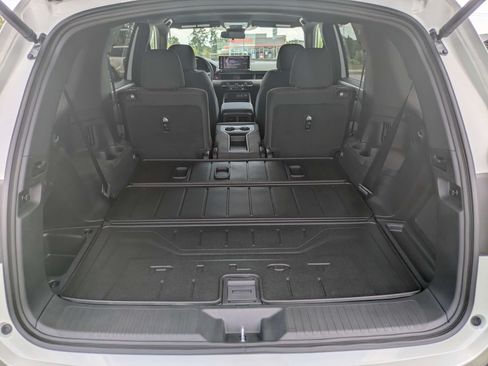 New 2026 Honda Pilot Sport image 18