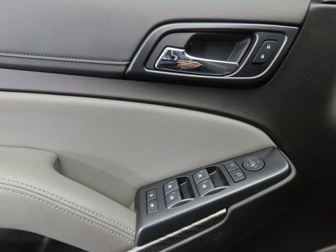 Used 2019 Chevrolet Tahoe LT image 24