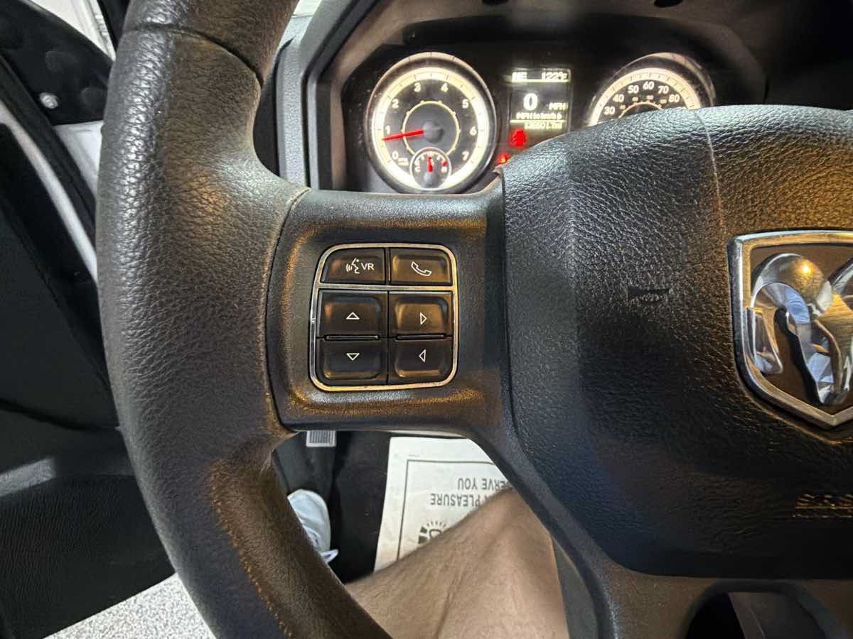 Used 2018 RAM 1500 Express w/ Express Value Package AWD/4WD image 17