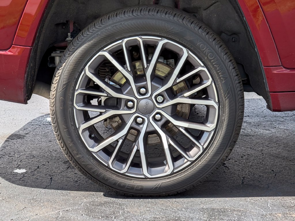 Certified 2023 Jeep Grand Cherokee L Summit AWD/4WD image 9