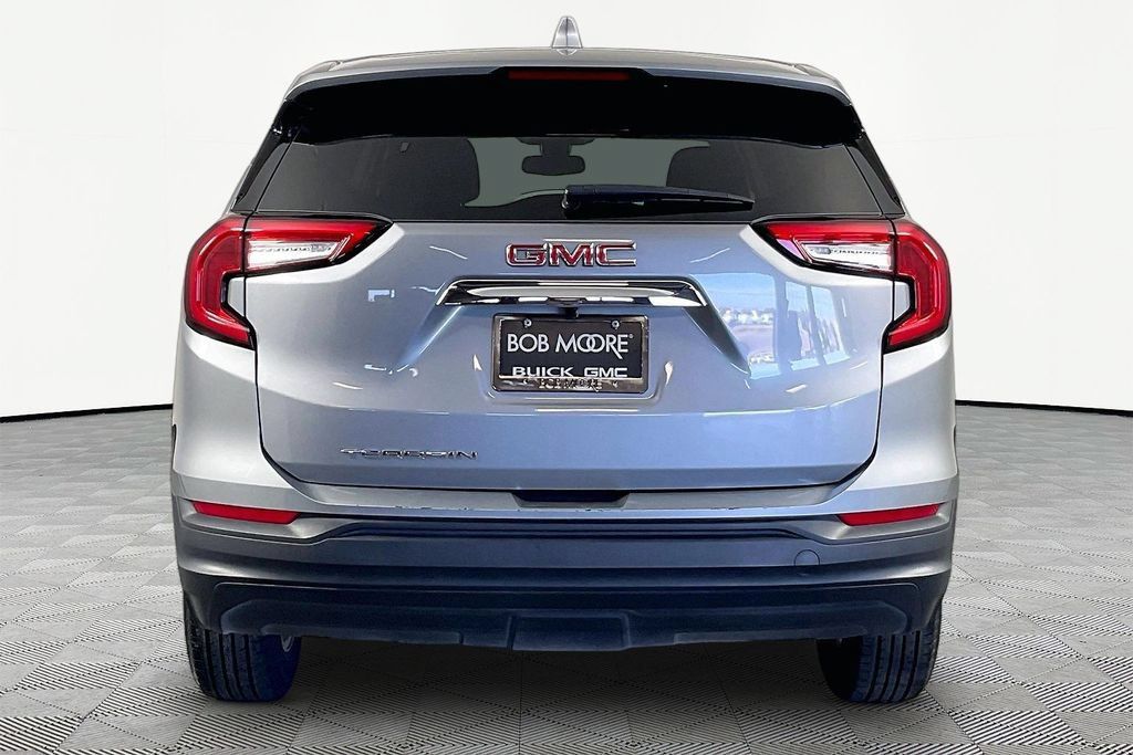 Certified 2024 GMC Terrain SLE FWD image 5
