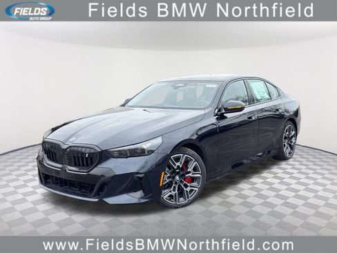 New 2026 BMW i5 eDrive40 w/ M Sport Package AWD/4WD image 1