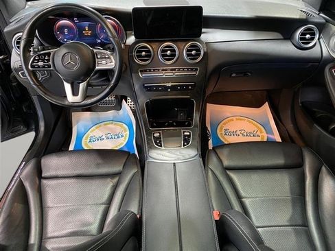 Used 2020 Mercedes-Benz GLC 300 4MATIC image 21
