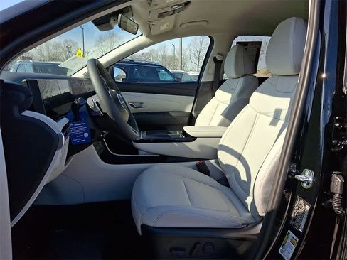 New 2026 Hyundai Tucson SEL image 11