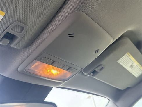 Used 2020 Chevrolet Trax LS image 21