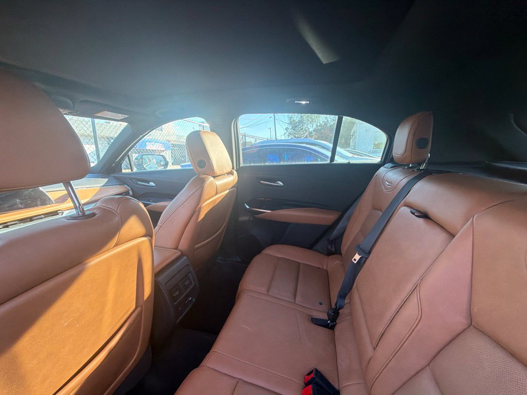 Used 2024 Cadillac XT4 Sport AWD/4WD image 12