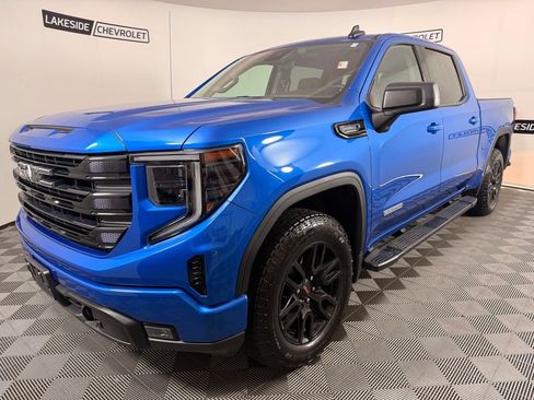 Used 2024 GMC Sierra 1500 Elevation w/ Preferred Package AWD/4WD image 2