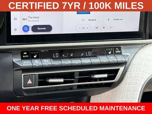 Used 2025 Toyota Camry XLE FWD image 21