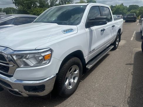 Used 2023 RAM 1500 Big Horn AWD/4WD image 2