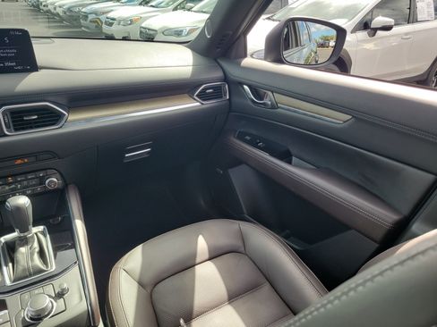 Used 2025 MAZDA CX-5 Signature image 16