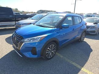 Used 2021 Nissan Kicks SV video 1