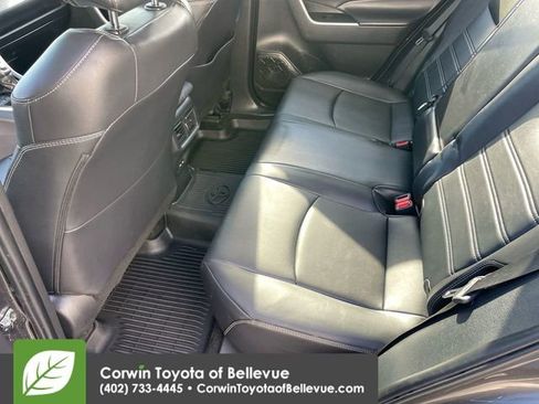 Used 2023 Toyota RAV4 XLE Premium image 22