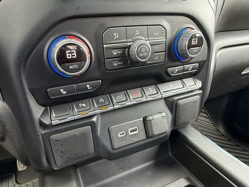 Used 2022 Chevrolet Silverado 1500 RST w/ Redline Edition image 27