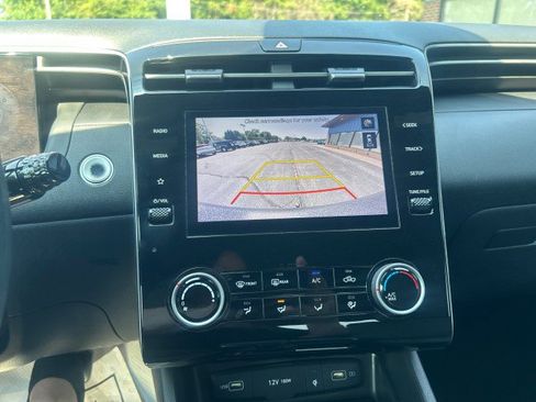 Used 2023 Hyundai Santa Cruz SEL w/ Activity Package AWD/4WD image 18