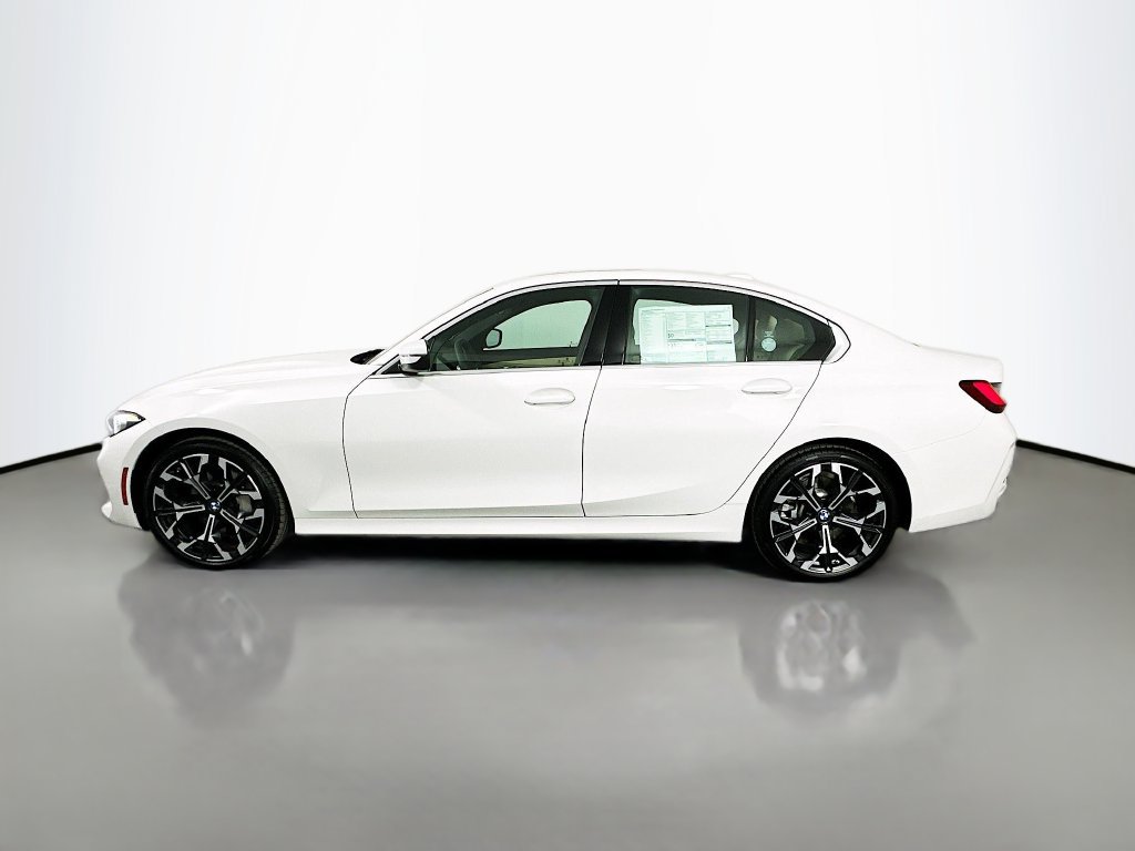 Used 2026 BMW 330i Sedan w/ Convenience Package RWD image 8
