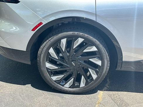 New 2026 Lincoln Nautilus Reserve w/ Jet Appearance Package AWD/4WD image 18
