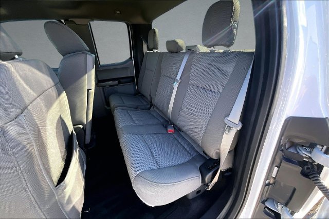 Used 2018 Ford F150 XLT w/ Equipment Group 302A Luxury AWD/4WD image 21