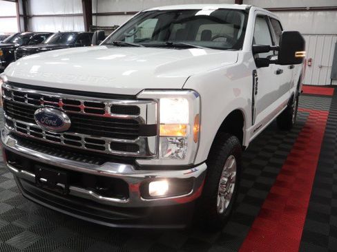 Used 2024 Ford F250 XLT w/ FX4 Off-Road Package AWD/4WD image 27