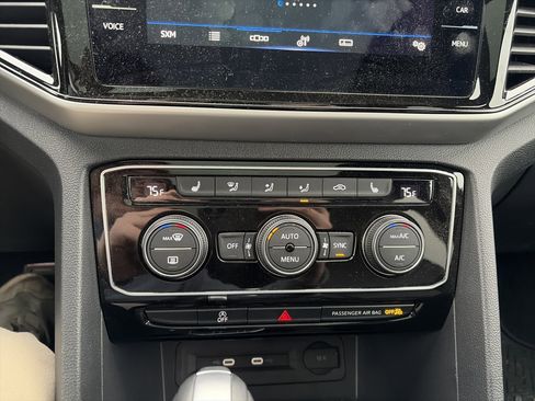 Used 2023 Volkswagen Atlas Cross Sport SEL R-Line image 30