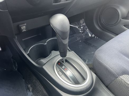 Used 2012 Honda Fit Sport image 22