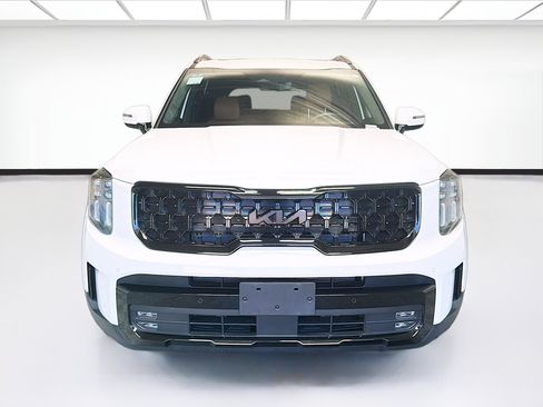 Used 2025 Kia Telluride SX Prestige X-Line AWD/4WD image 2