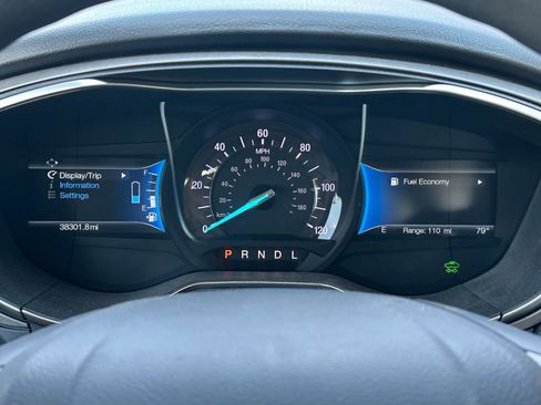 Used 2018 Ford Fusion S FWD image 8