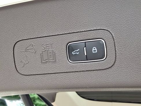 Used 2023 Lincoln Aviator Reserve w/ Equipment Group 201A AWD/4WD image 30