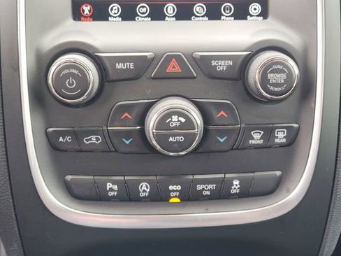 Used 2019 Dodge Durango SXT image 19