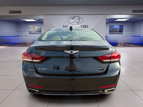 Used 2018 Genesis G80 3.8 w/ Option Group 02 RWD image 11