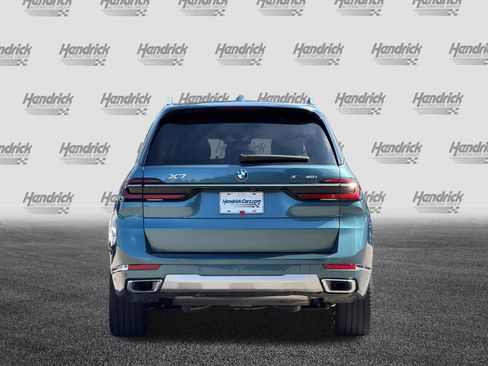 Used 2025 BMW X7 xDrive40i AWD/4WD image 6