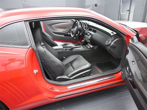 Used 2011 Chevrolet Camaro SS w/ RS Package image 11