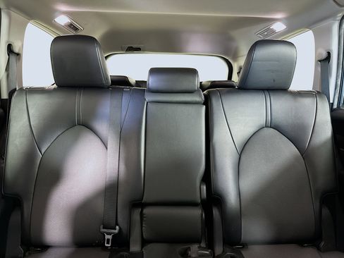 Used 2024 Toyota Grand Highlander Limited image 30