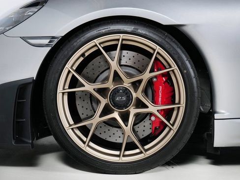Certified 2023 Porsche 718 Cayman GT4 RS RWD image 37