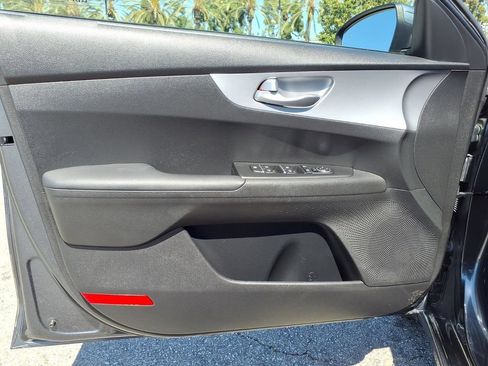 Certified 2023 Kia Forte LXS w/ LXS Technology Package FWD image 20