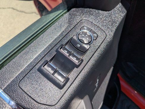 Used 2016 Ford F150 XLT w/ Equipment Group 302A Luxury AWD/4WD image 10