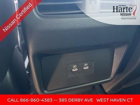 Certified 2025 Nissan Rogue SL image 26