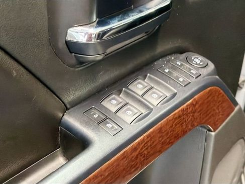 Used 2017 GMC Sierra 1500 SLE w/ SLE Value Package image 17