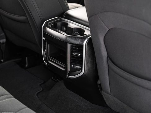 Used 2023 RAM 1500 Big Horn AWD/4WD image 40