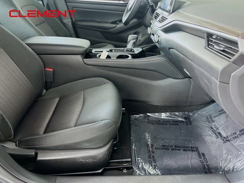 Used 2023 Nissan Altima 2.5 SV FWD image 31