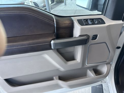 Used 2019 Ford F150 Limited w/ Trailer Tow Package image 28