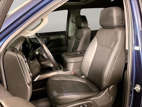Certified 2022 Chevrolet Silverado 1500 LTZ w/ LTZ Premium Texas Edition AWD/4WD image 8