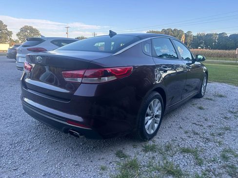 Used 2017 Kia Optima LX w/ Option Group 014 image 5