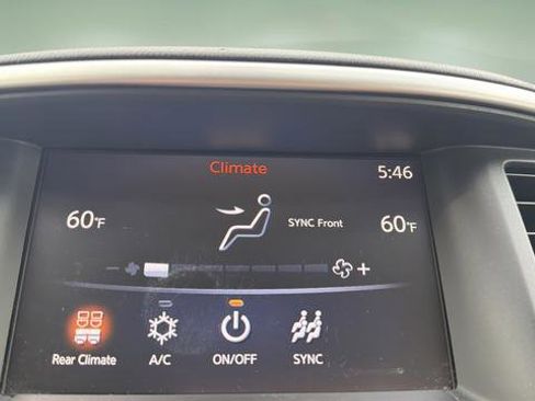 Used 2020 Nissan Pathfinder SV image 23