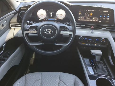 Used 2023 Hyundai Elantra Limited w/ Preferred Accessory Package image 14