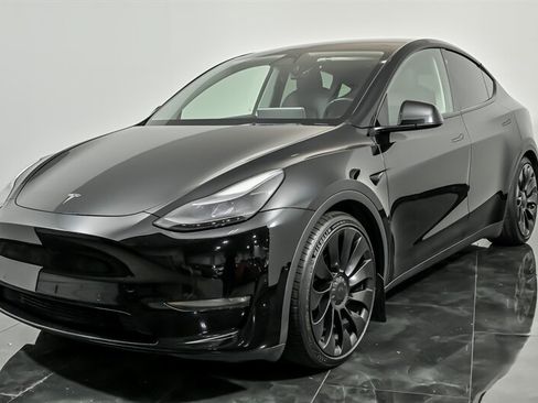 Used 2022 Tesla Model Y Performance AWD/4WD image 5