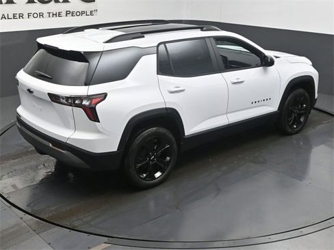 New 2026 Chevrolet Equinox LT w/ Midnight Edition image 18